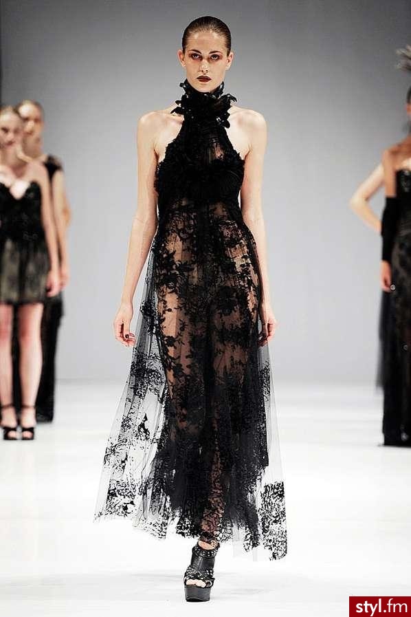 Sukienki Moda