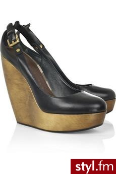 buty. Burberry €450 - Pozostałe Buty Moda