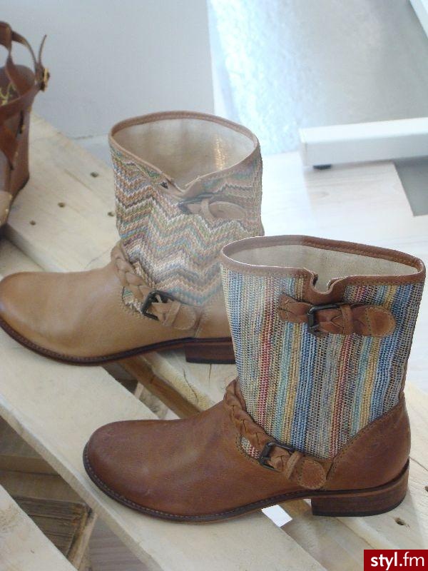 Pozostałe Buty Moda