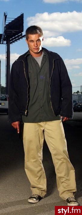 Travis Fimmel - Średnie Męskie Fryzury
