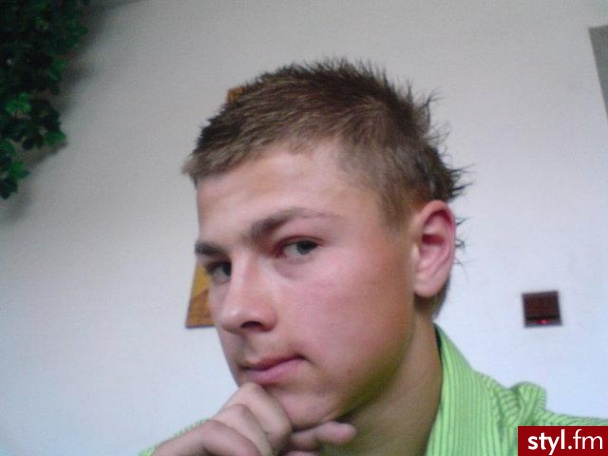 Średnie Męskie Fryzury