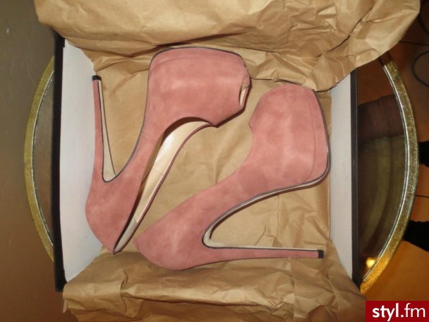 Szpilki Buty Moda