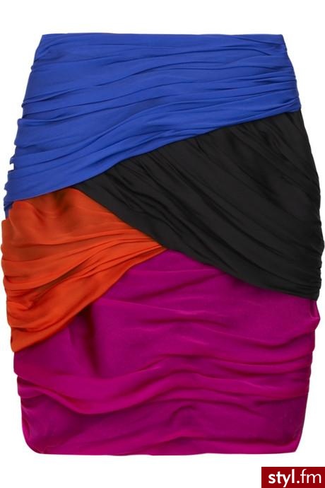 Emanuel Ungaro. Bluzeczka - $835 i spódniczka - $3,620. Razem tworzą niezwykle zgrany duet! - Pozostałe Ciuchy Moda