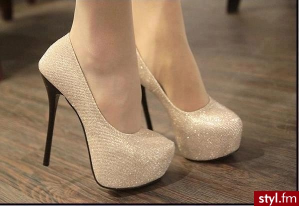 Szpilki Buty Moda