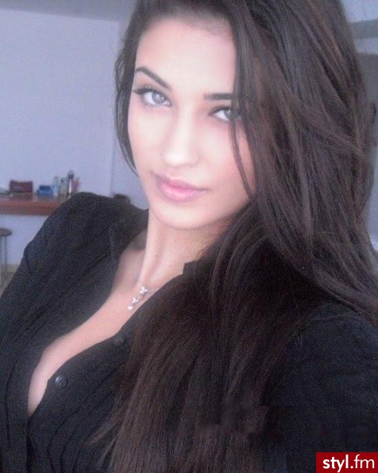 Piękna jest <3 - Długie Fryzury