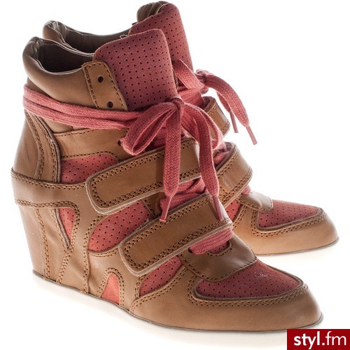 Pozostałe Buty Moda