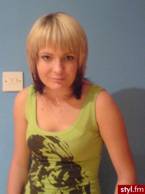 Średnie Fryzury
