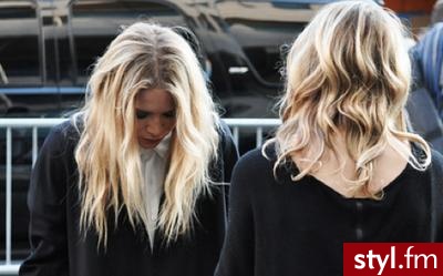 Blond Rozpuszczone Proste Na co dzień Średnie Fryzury
