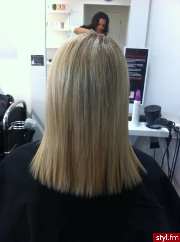 Blond Rozpuszczone Proste Na co dzień Średnie Fryzury