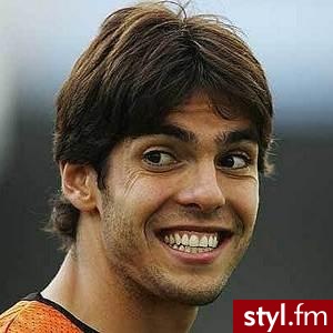kaka smile ;) - Średnie Męskie Fryzury