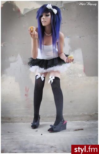 EMO Alternatywne Średnie Fryzury