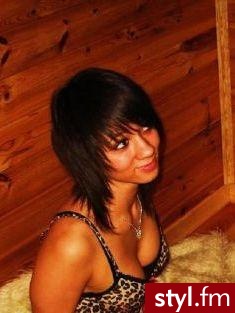 Średnie Fryzury