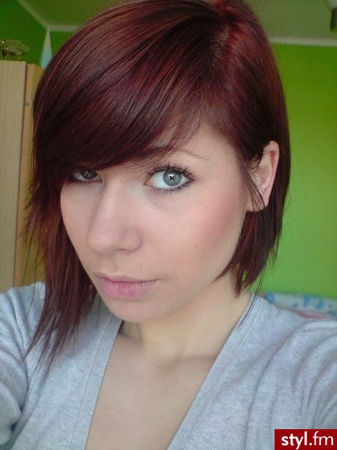 mała wiosenna zmiana ;) - Krótkie Fryzury