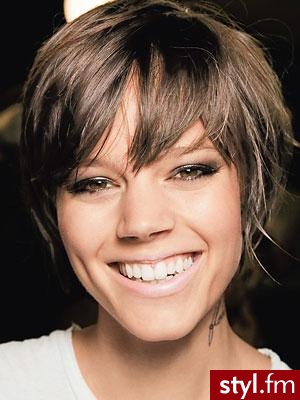 o - Krótkie Fryzury