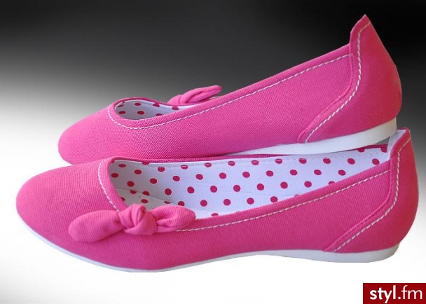 Pozostałe Buty Moda