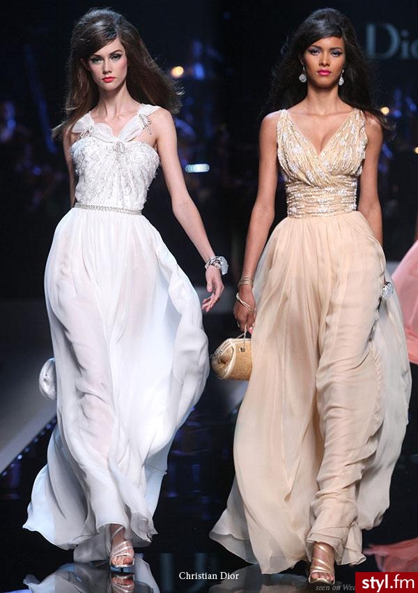 Sukienki Moda
