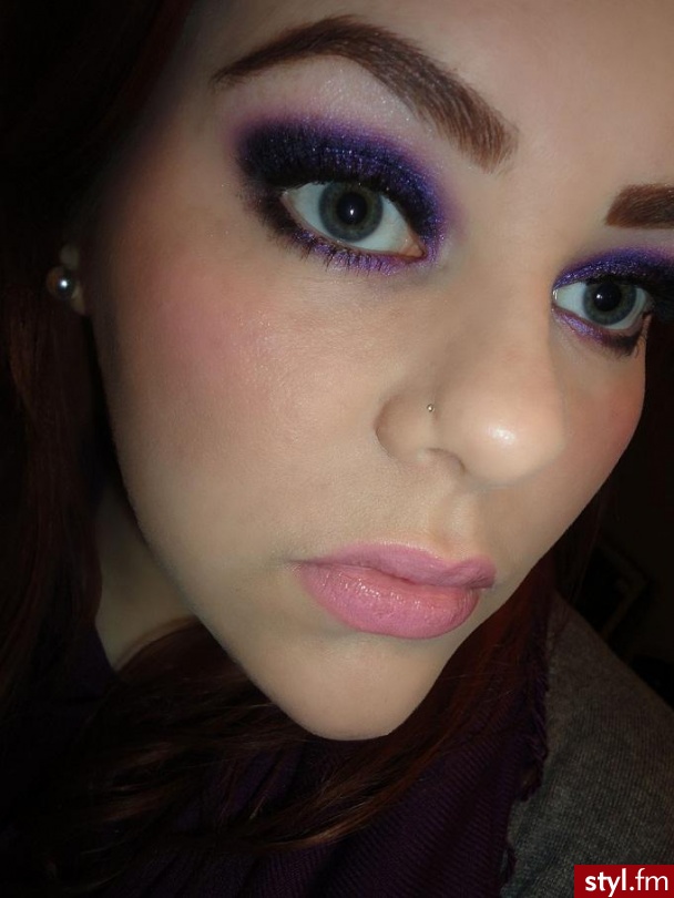 makijaż. Eyes
Urban Decay 24/7 cream eyeshadow pencil- Delinquent
MAC-
Stars and Rockets
Vapour
Inglot- AMC 64 - Makijaże