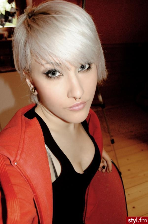 Średnie Fryzury