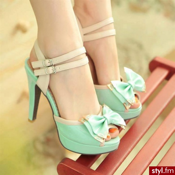Szpilki Buty Moda