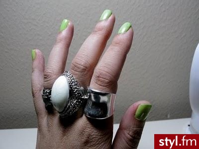 Jeżeli zdjęcie znajduje się już w galerii poproszę o link - Pozostałe Dodatki Moda