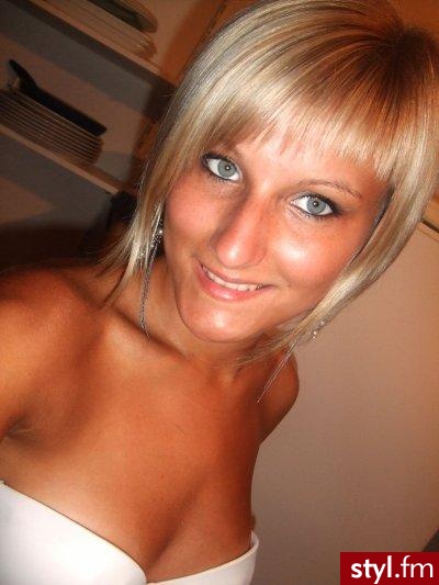 Średnie Fryzury