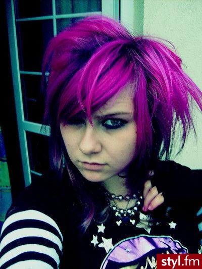 TO NIE JEST MÓJ FRYZ, WIĘC NIE MAM WIĘCEJ FOTEK! - EMO Alternatywne Średnie Fryzury