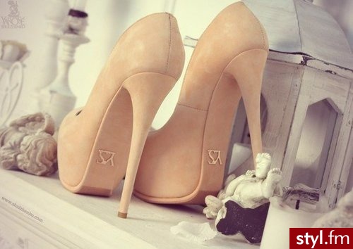 Szpilki Buty Moda