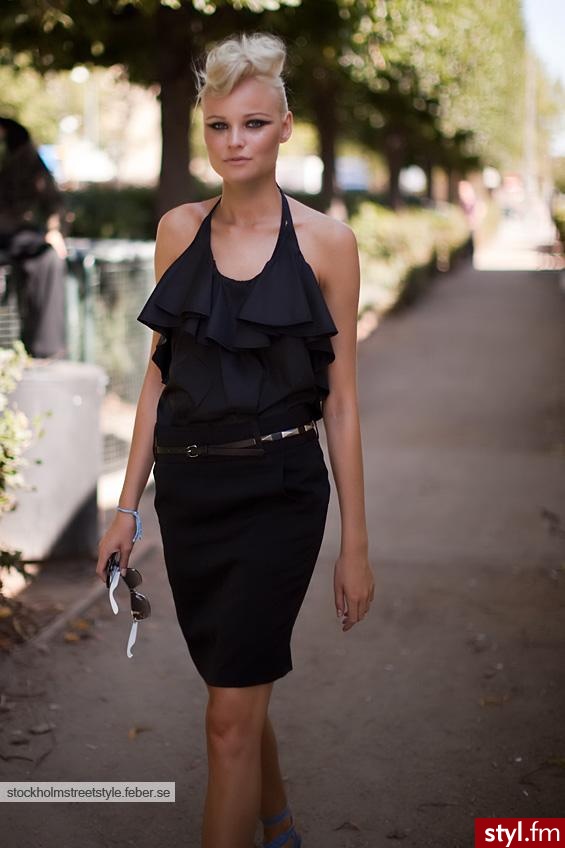Jeżeli zdjęcie znajduje się już w galerii poproszę o link - Moda uliczna Inne Moda