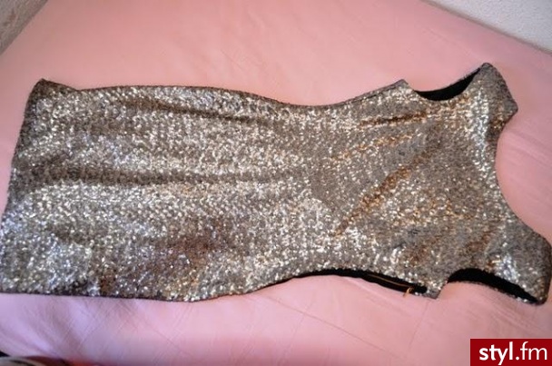 Sukienki Moda
