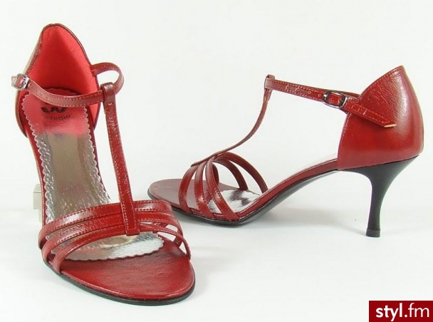 Sexowne szpilki na każda okazje roz.36 obcas 6cm (1040039576) moda.allegro - Allegro.pl - aukcje internetowe, bezpieczne zakupy. Pobrano ze strony: http://moda.allegro.pl/item1040039576_sexowne_szpilki_na_kazda_okazje_roz_36_obcas_6cm.html - Pozostałe Buty Moda