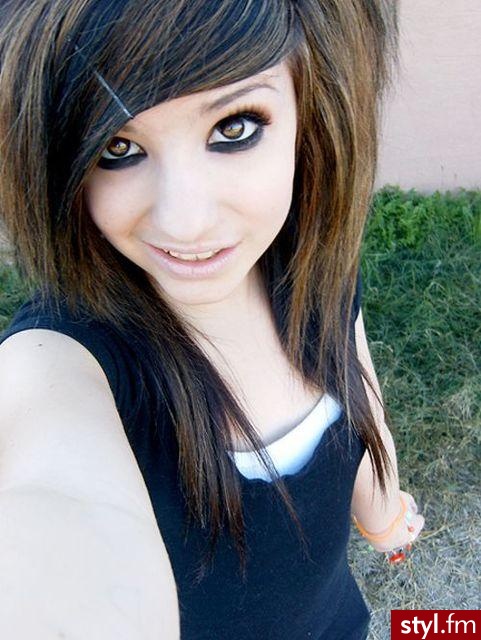 EMO Alternatywne Średnie Fryzury