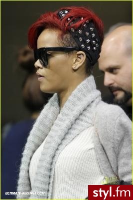 Rihanna. Rihanna - Krótkie Fryzury