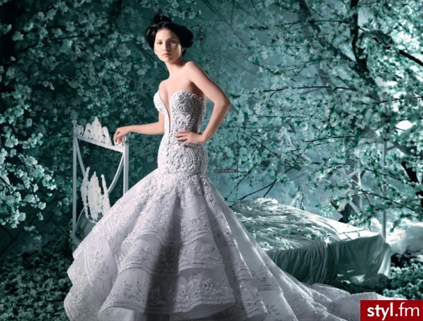 Sukienki Moda