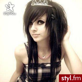 . - EMO Alternatywne Średnie Fryzury