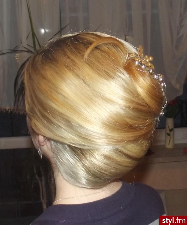 Blond Upięcie Proste Wieczorowe Długie Fryzury