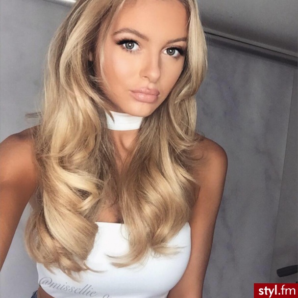 Blond Rozpuszczone Kręcone Na co dzień Długie Fryzury