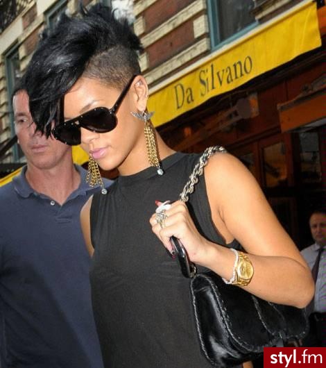 Rihanna - Krótkie Fryzury