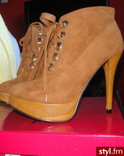 Kozaki Buty Moda