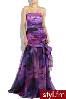 suknia. €1,685  Matthew Williamson  
Jeżeli już jest proszę o link - Pozostałe Ciuchy Moda