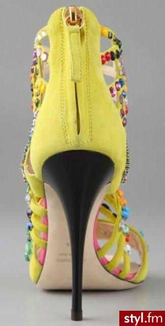 Szpilki Giuseppe Zanotti. Szpilki Giuseppe Zanotti. Szpilki można je kupić w internetowym sklepie Shopbop. Kosztują 1595 dolarów. Ale trzeba przyznac piękne są ; D ; ] - Pozostałe Buty Moda