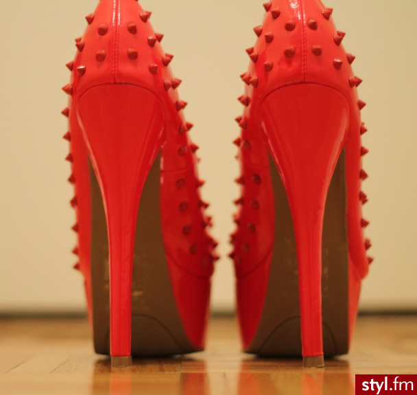 Szpilki Buty Moda