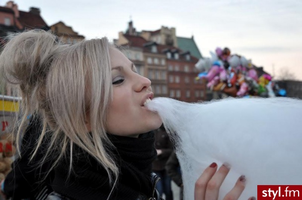 Blond Upięcie Proste z grzywką Na co dzień Średnie Fryzury