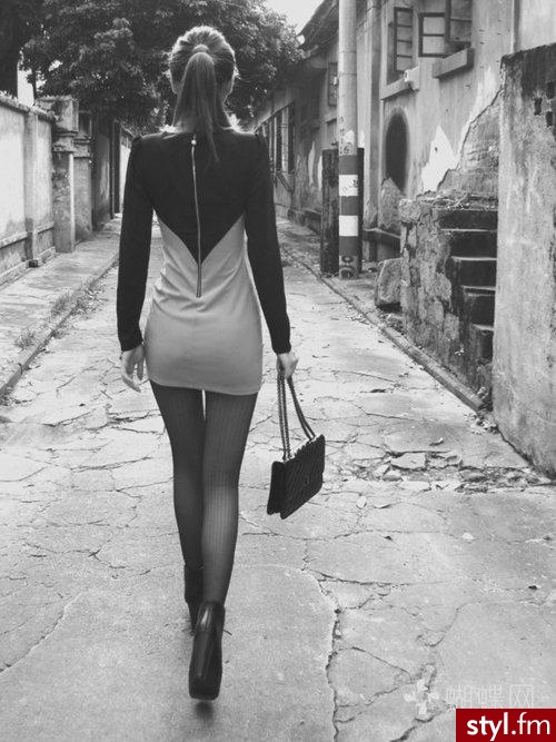 Sukienki Moda