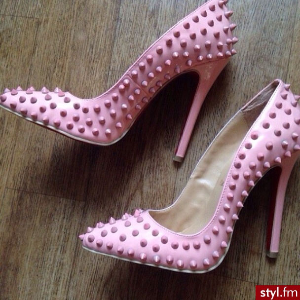 Szpilki Buty Moda