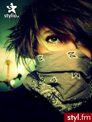Średnie Fryzury