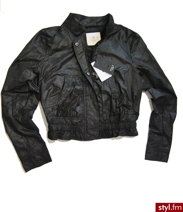 PULZ Kurtka ramoneska oryginalna czarna krótka L (1043498104) moda.allegro - Allegro.pl - aukcje internetowe, bezpieczne zakupy. Pobrano ze strony: http://moda.allegro.pl/item1043498104_pulz_kurtka_ramoneska_oryginalna_czarna_krotka_l.html - Pozostałe Ciuchy Moda