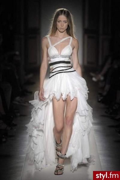 Jeżeli zdjęcie znajduje się już w galerii poproszę o link - Pozostałe Ciuchy Moda