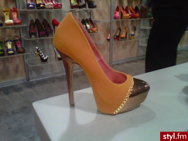 Szpilki Buty Moda