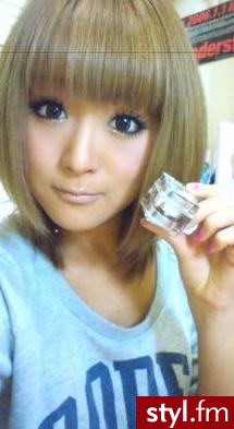 Nana Suzuki Gyaru Popteen - Krótkie Fryzury