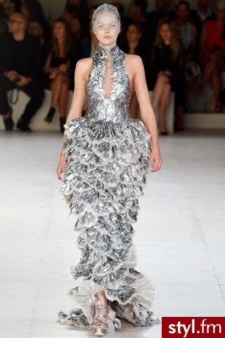 Sukienki Moda